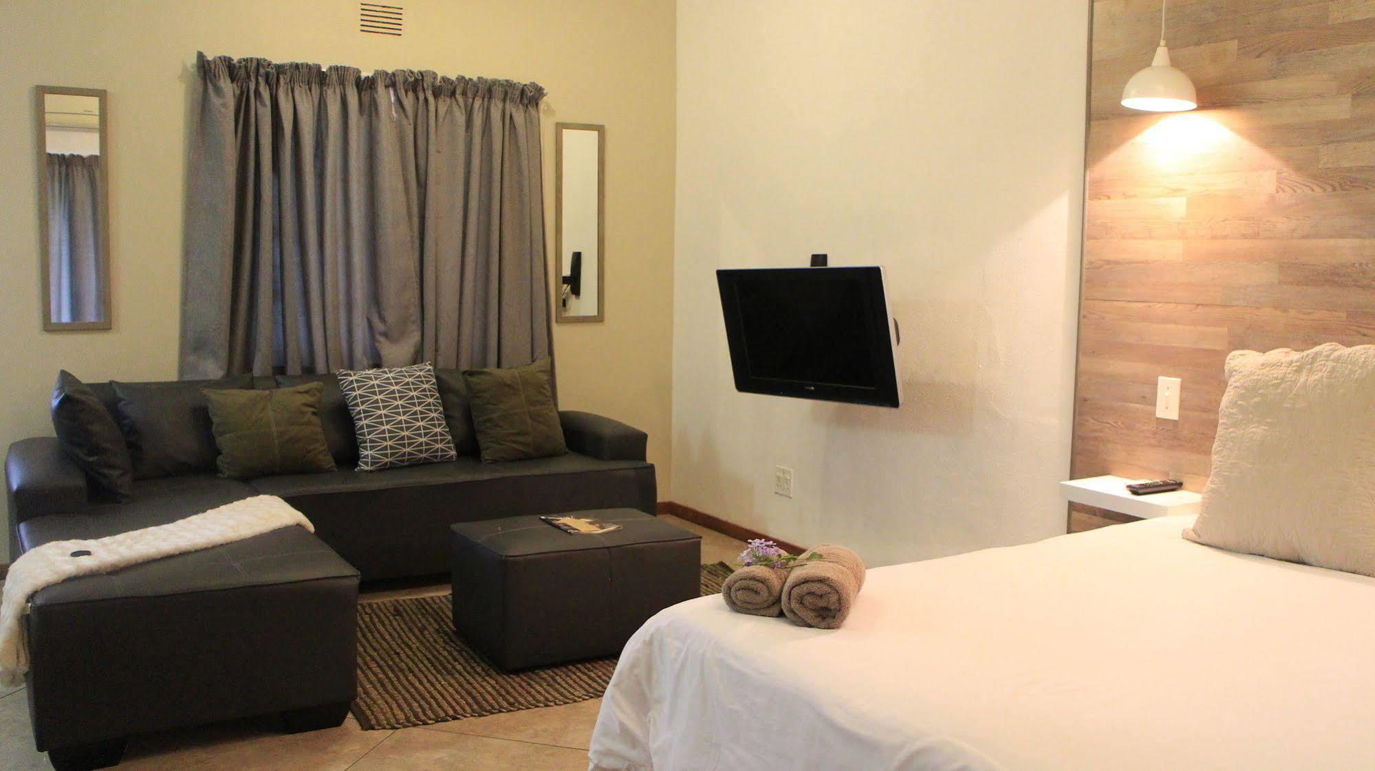 Cu Guest House Phalaborwa Esterno foto